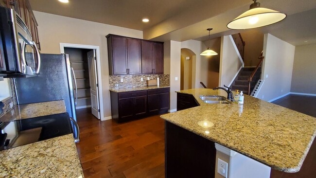 Building Photo - $2576, 5 Br/4 BA Stunning house for rent in Colorado Springs