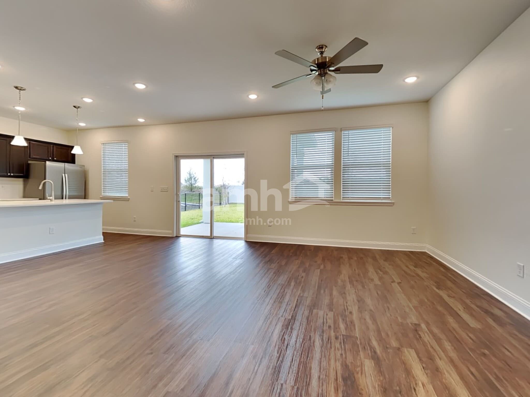 Building Photo - 383 Onate Cir