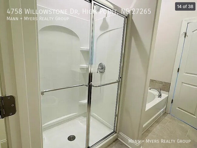 Building Photo - 4758 Willowstone Dr