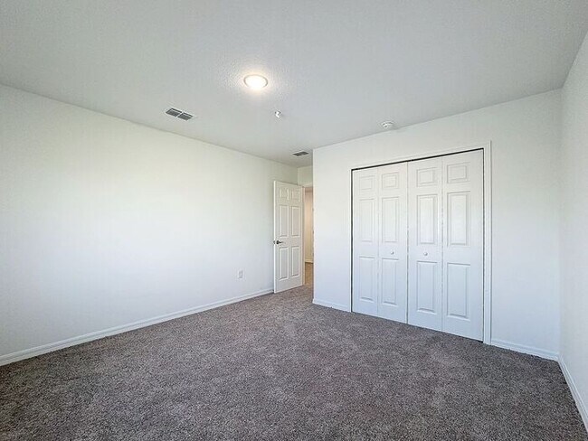 Building Photo - 1711 Barton Towne Cir