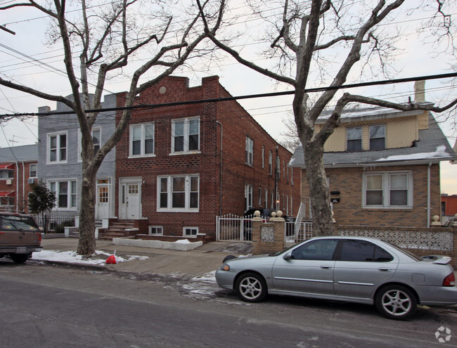 Building Photo - 109-39 Lefferts Blvd