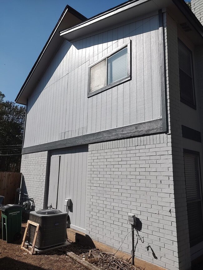 Building Photo - WestcreekA