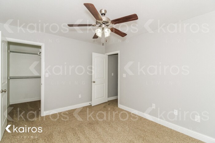 Building Photo - 9411 Rockwood Dr