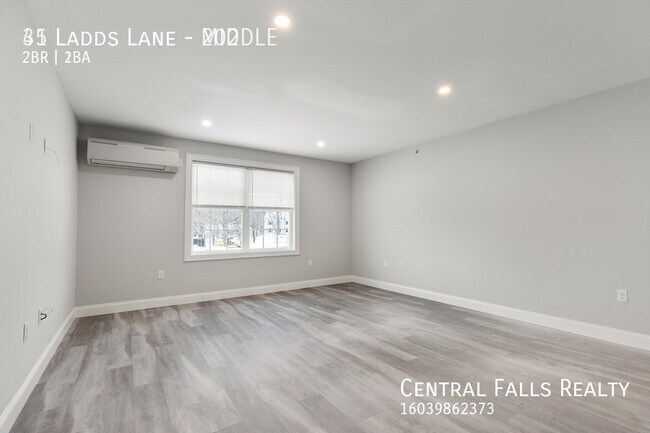 Building Photo - 35 Ladds Ln