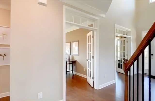 Building Photo - 5325 Chesire Ct