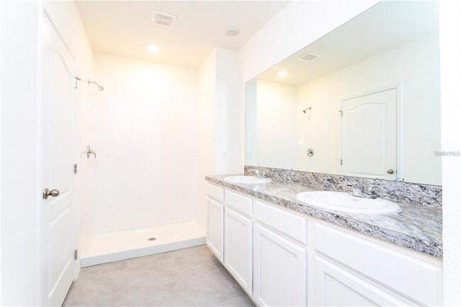 Building Photo - 1779 Post Oak Dr