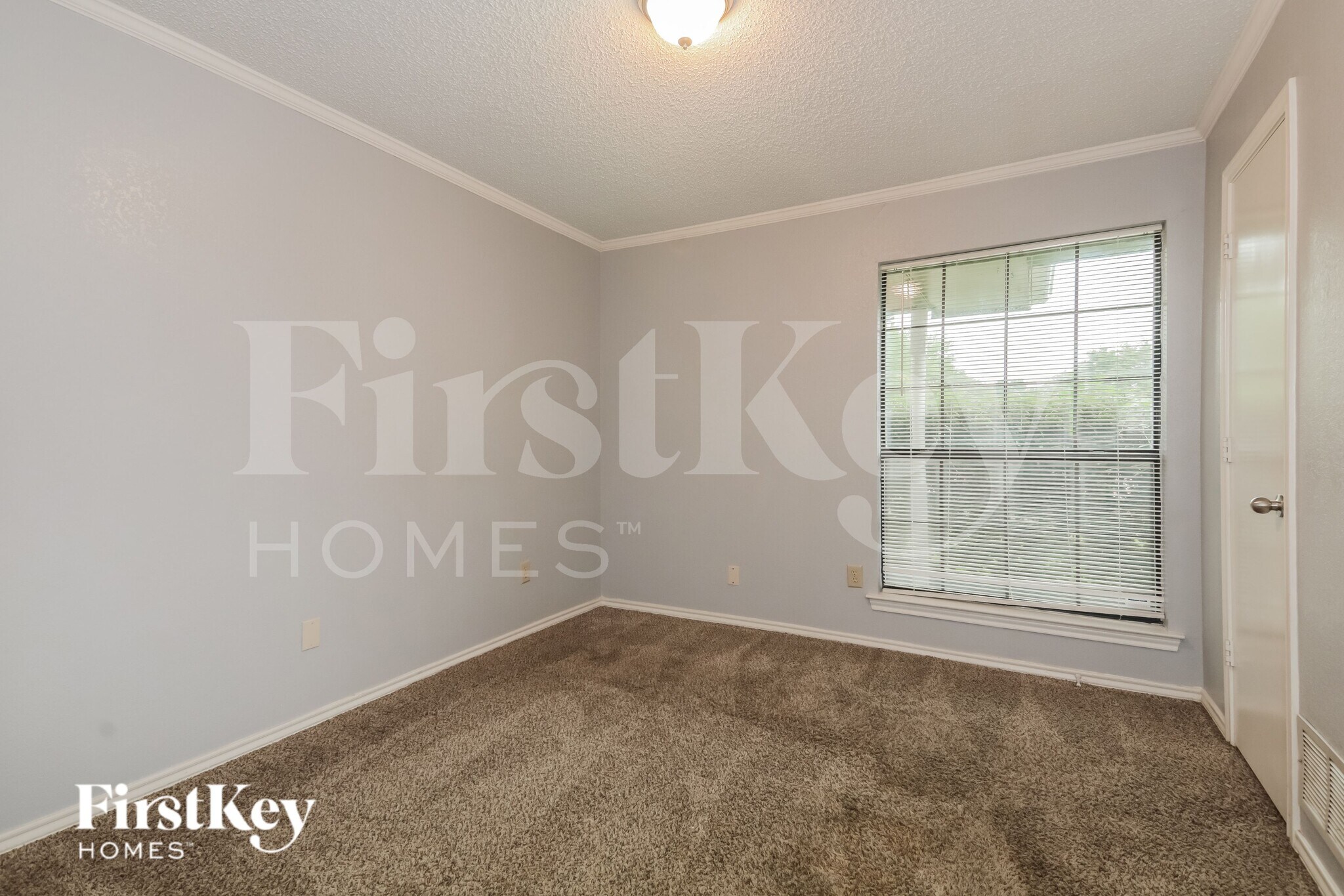 Building Photo - 5302 Deep Canyon Dr