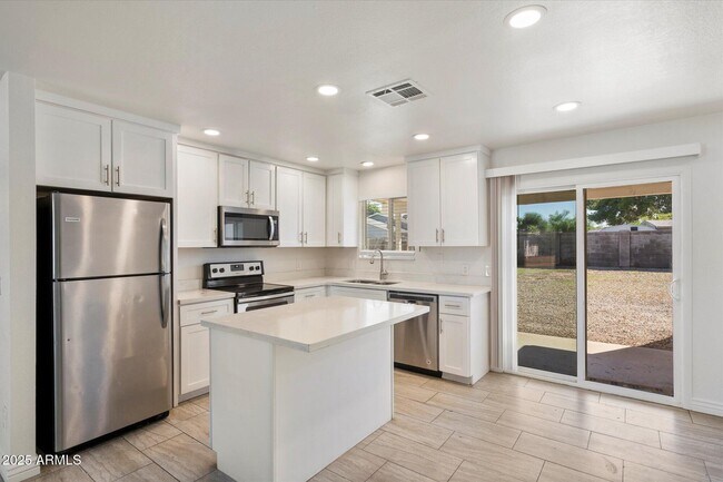 Building Photo - 3545 W Galveston St