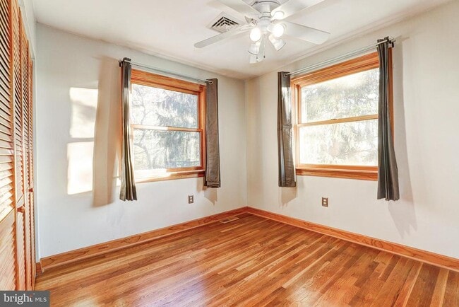 Building Photo - 119 Bosley Ave