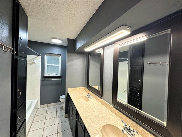 Building Photo - 1707 Bedford Oaks Ct