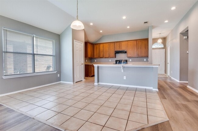 Building Photo - 7702 Decoy Dr