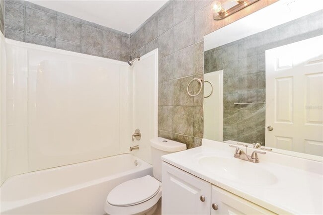 Building Photo - 8734 Brackenwood Dr