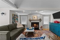 Building Photo - 1024 Anthony Rd