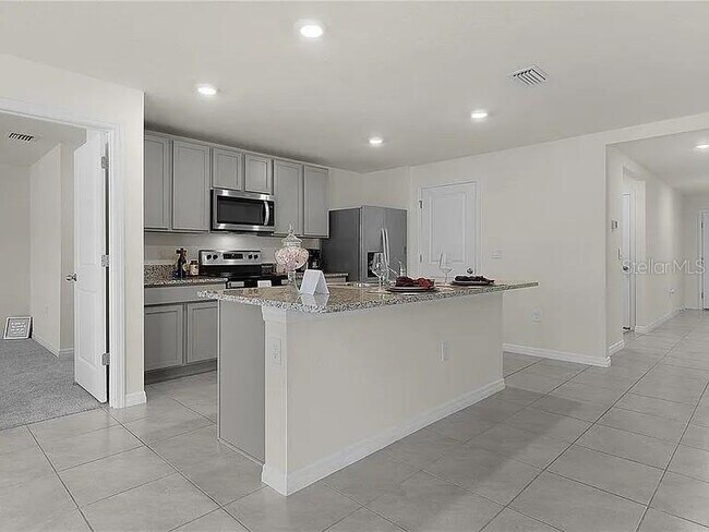 Building Photo - 8661 Triumph Cir