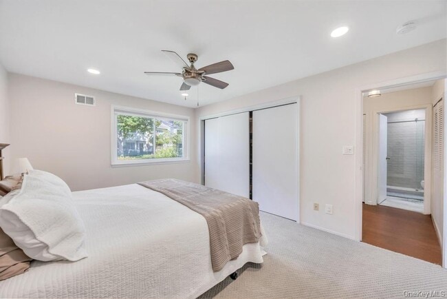 Building Photo - 234A Springmeadow Dr