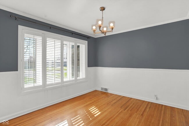 Building Photo - 1240 N Irvington Ave