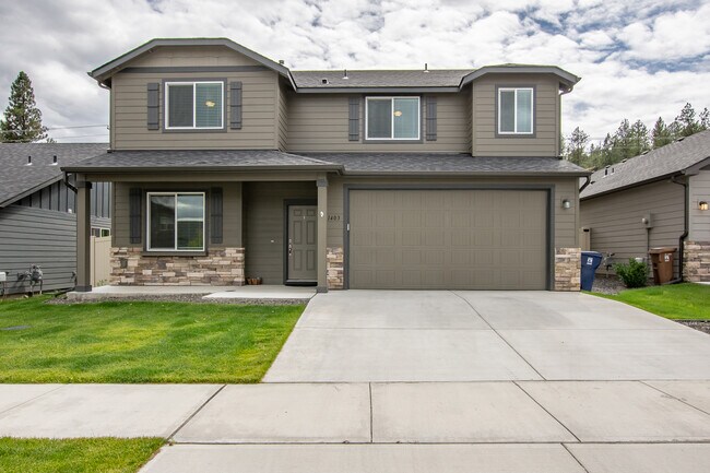 Primary Photo - ***Half off 1st Full Month's Rent***Beauti...
