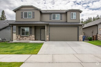 Building Photo - Beautiful 4 Bedroom 2.5 Bath River Run Home