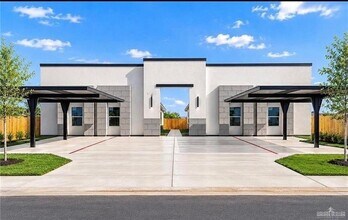 Building Photo - 608 Mountain Rd