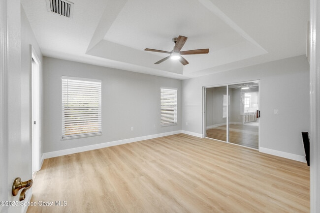 Building Photo - 187 Pinta Cir