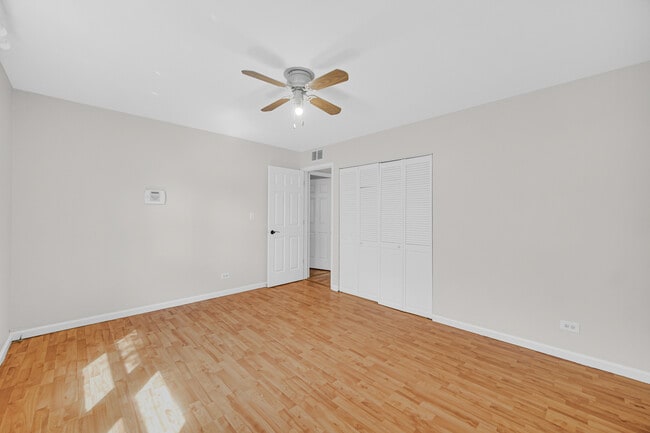 Building Photo - 2034 Oxford Ct