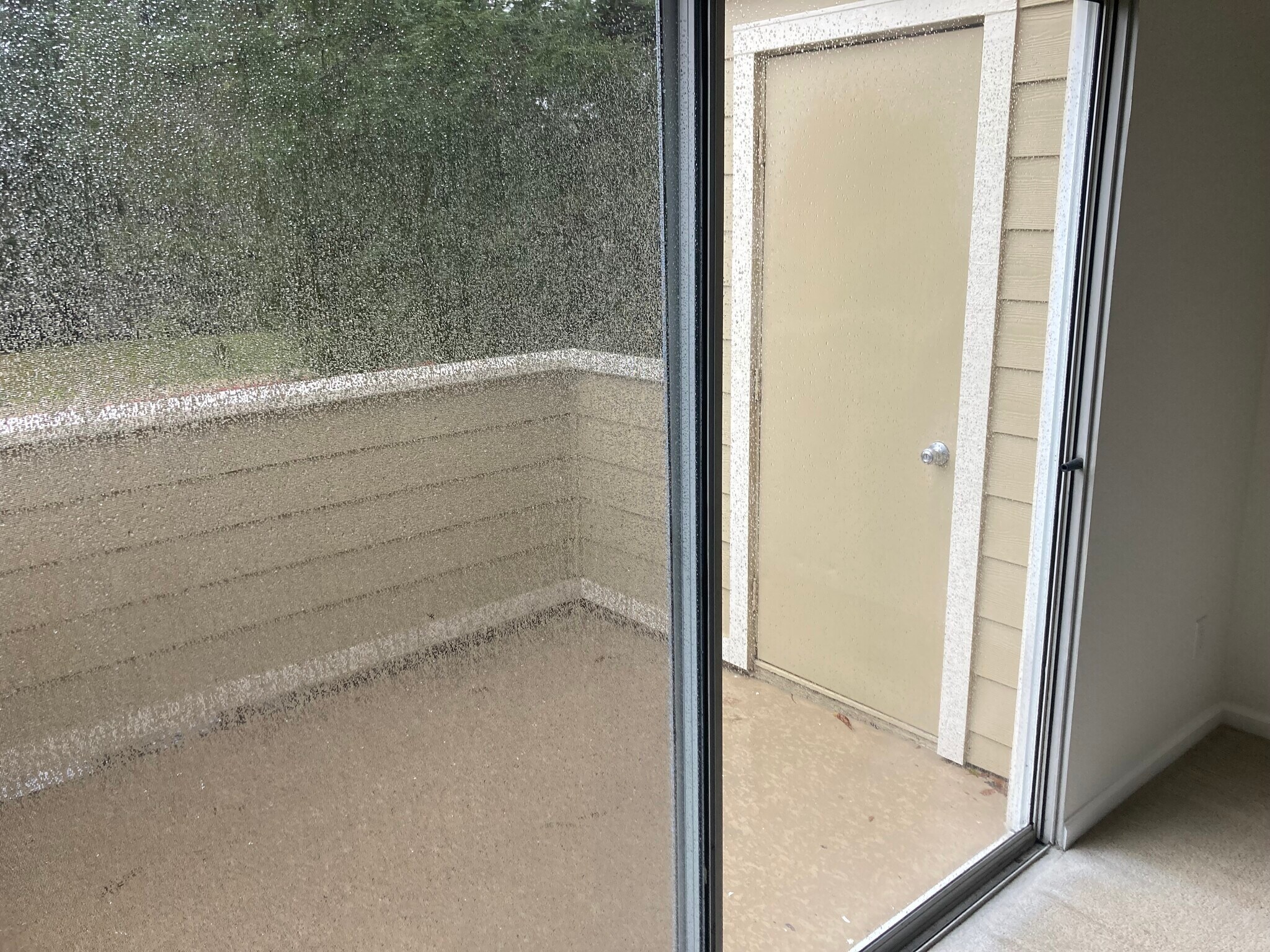 Building Photo - 100 Reflections Dr