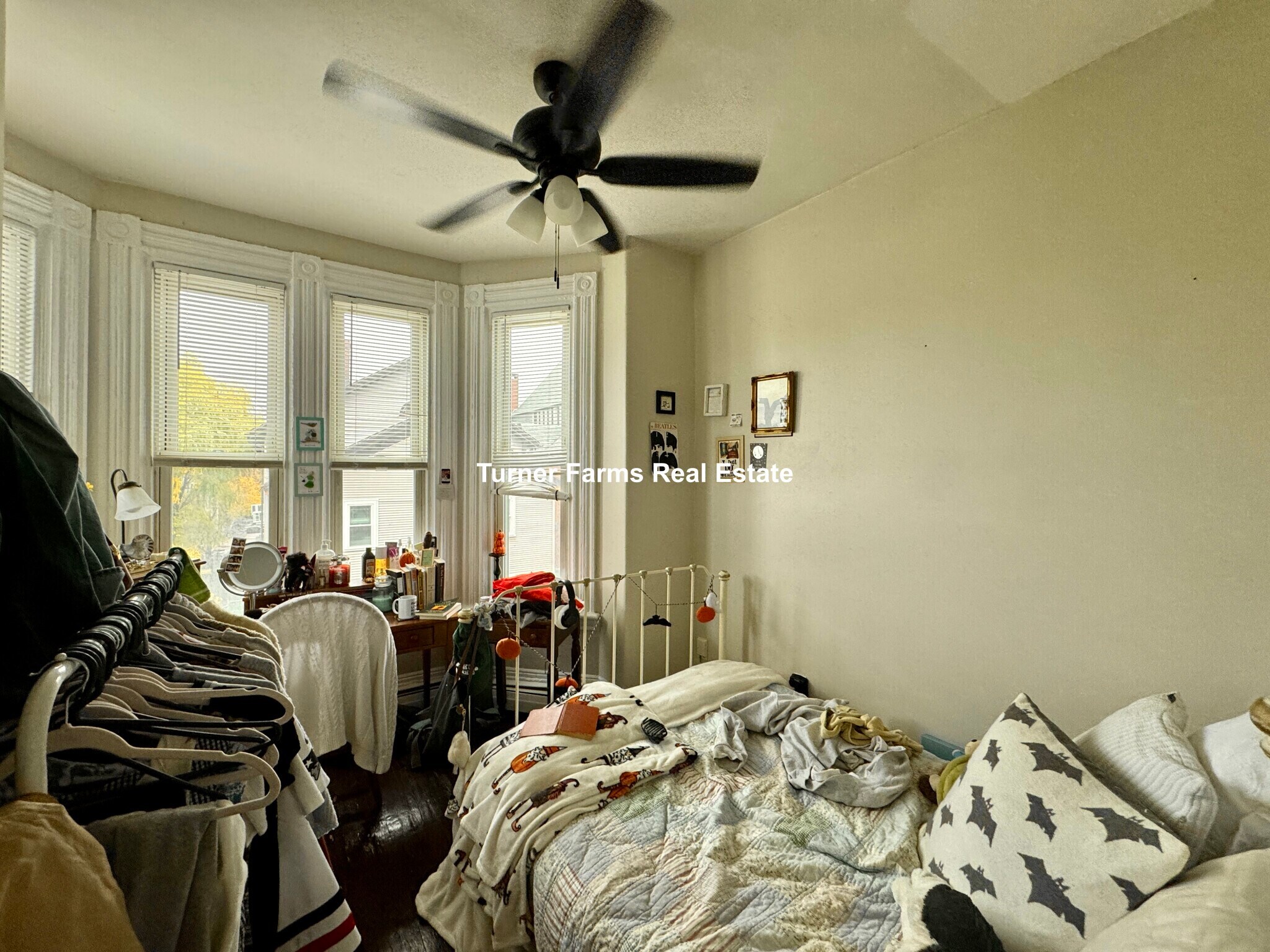 Building Photo - 719 Parker St