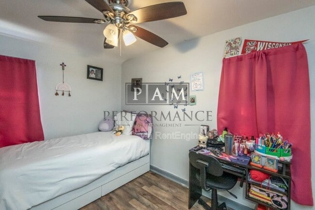 Building Photo - 3876 S Brust Ave