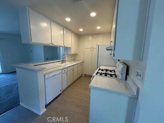 Building Photo - 74533 Sagebrush Dr