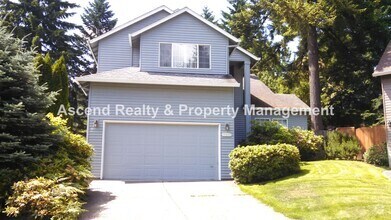 Building Photo - Gorgeous Updated Murrayhill Area 4 Bed on ...