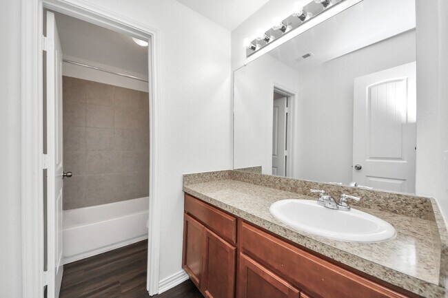 Building Photo - 10306 White Fir Villa Ave