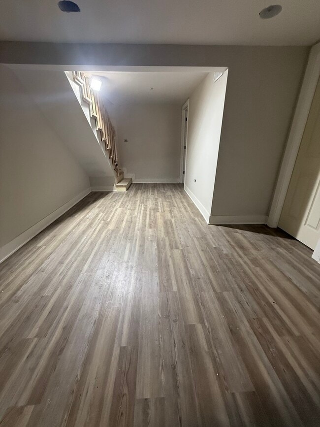 Building Photo - 16913 Jodave Ave