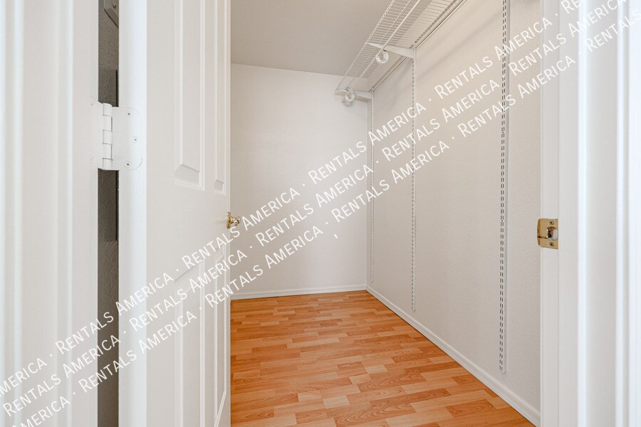 Building Photo - 33251 N Symer Dr