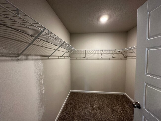 Building Photo - 2551 Arbordale Lp