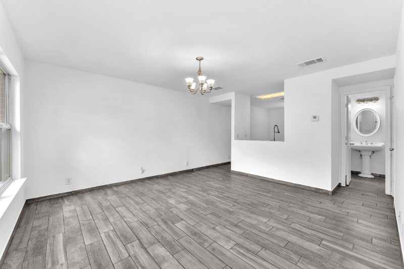 Building Photo - 1115 Ranger Peak