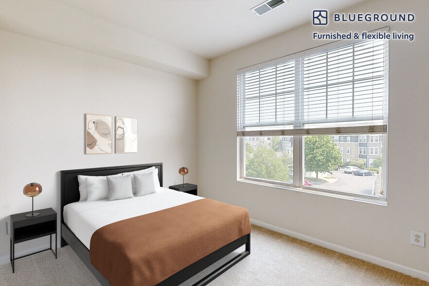 Building Photo - 1299 Corporate Dr