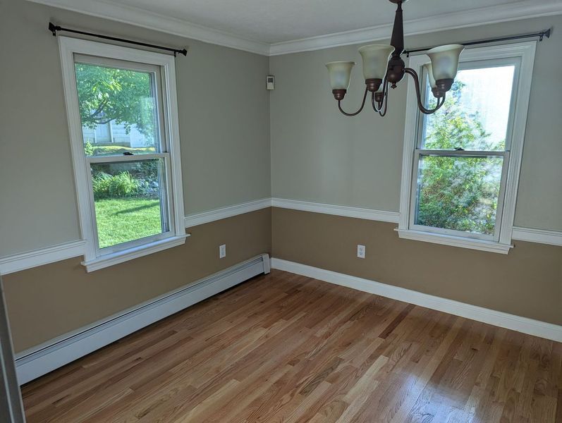 Building Photo - 202 Dale St