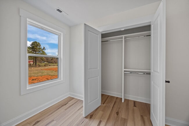 Building Photo - 1020 Gibson Rd