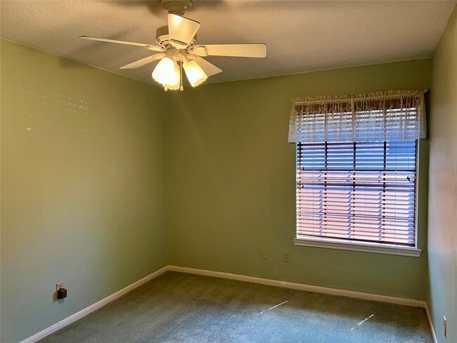 Building Photo - 15003 Radstock Dr