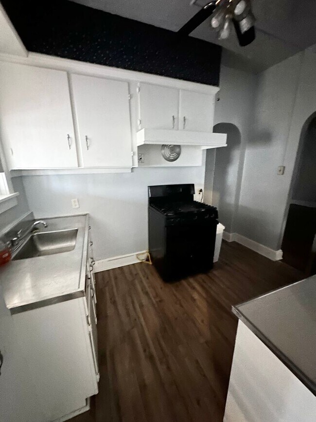 Building Photo - 709 Pennsylvania Ave