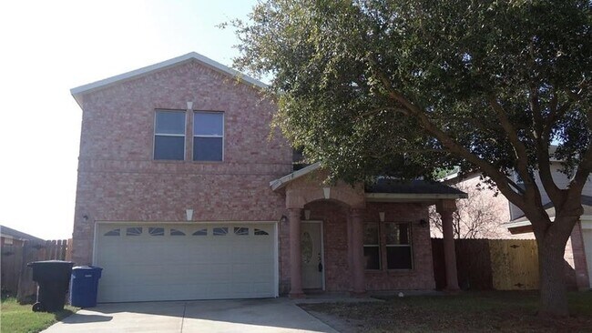 Building Photo - 3821 Oriole Ave