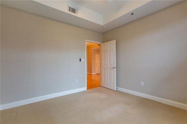 Building Photo - 50 Biscayne Dr NW