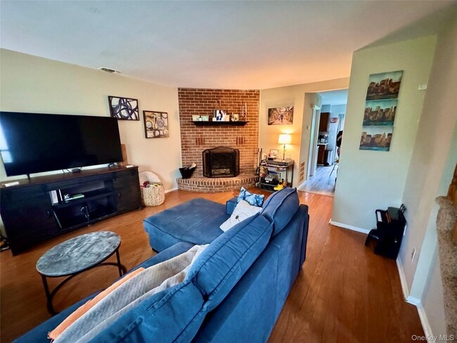 Building Photo - 206 Homestead Village Dr