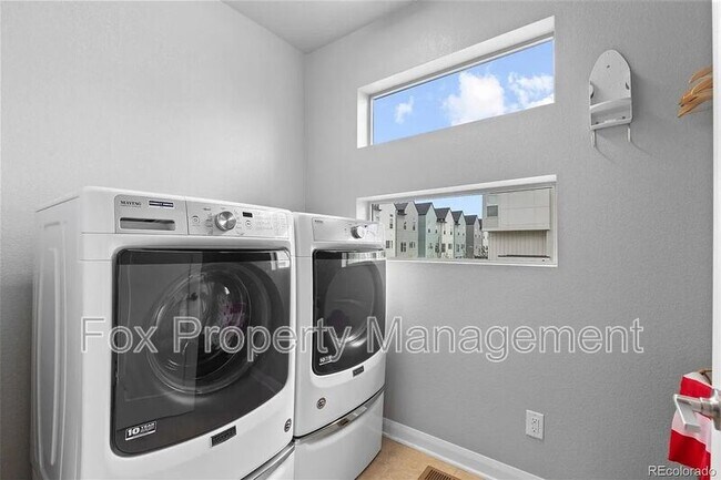Building Photo - 6771 Raritan Dr