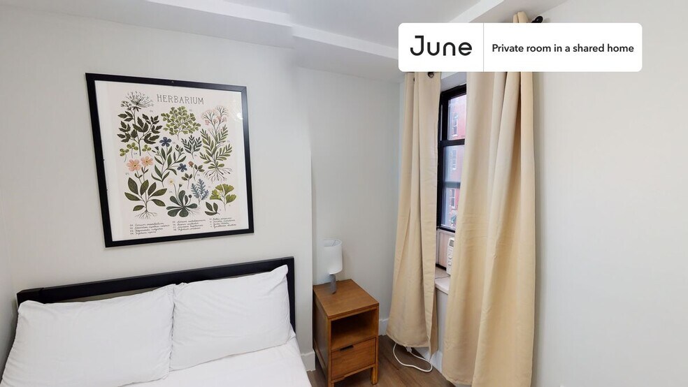 Building Photo - Room in Shared 3 bed/1 bath home in East Village