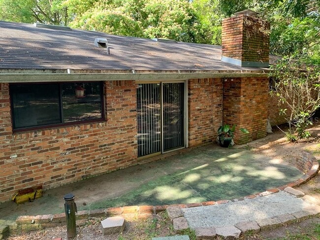 Building Photo - 3524 NW 12th Ave