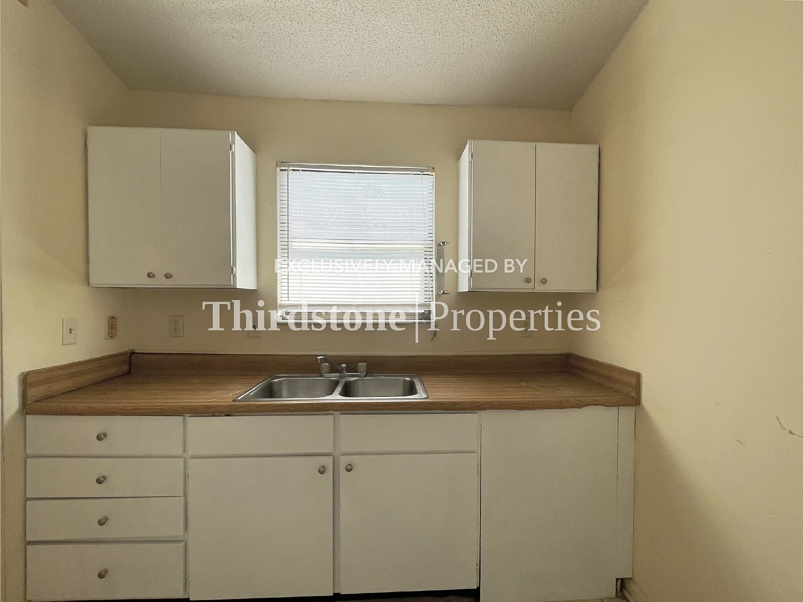 Building Photo - 5128 Indian Lakes Ct