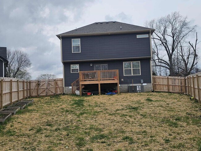 Building Photo - 2662 Scott Dr