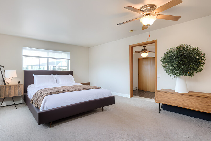 Bedroom - Aspenwood Glen Senior Apartments