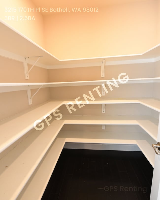 Building Photo - 3215 170th Pl SE